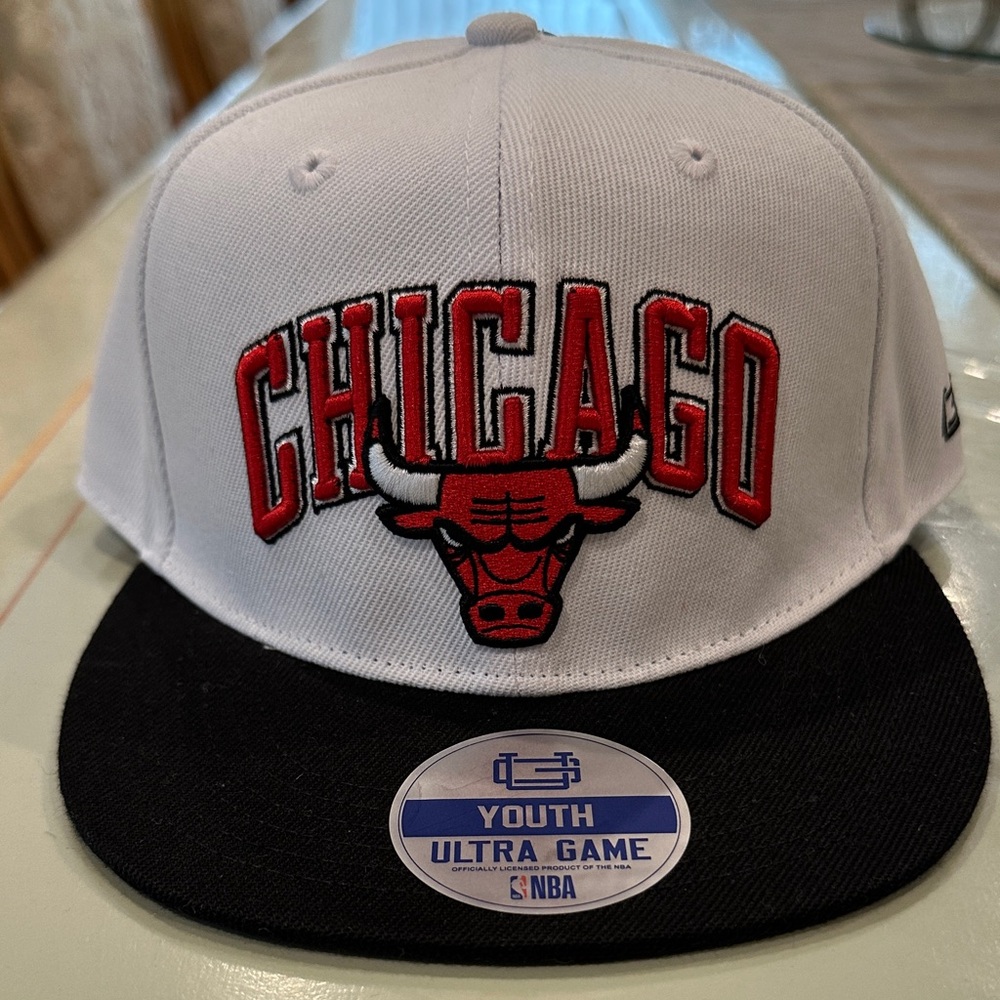Chicago Bulls White and Black Kids Snapback Hat